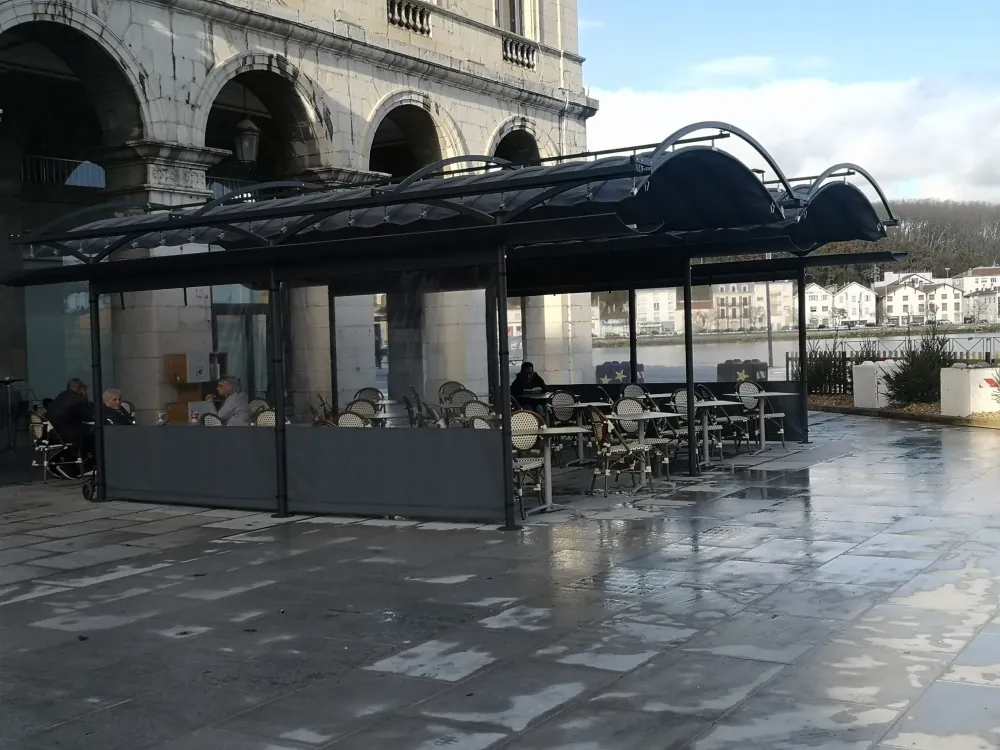 pergolas caballeros stores (9)